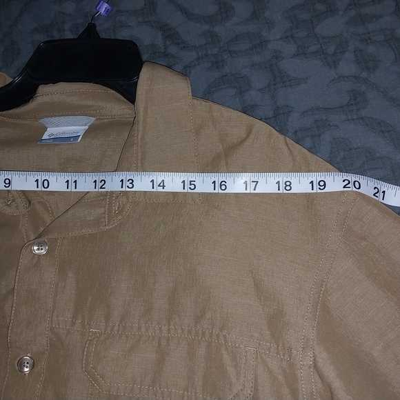 COLUMBIA Size L Tan Elegant Formal Shirt Blouse - Picture 6 of 11